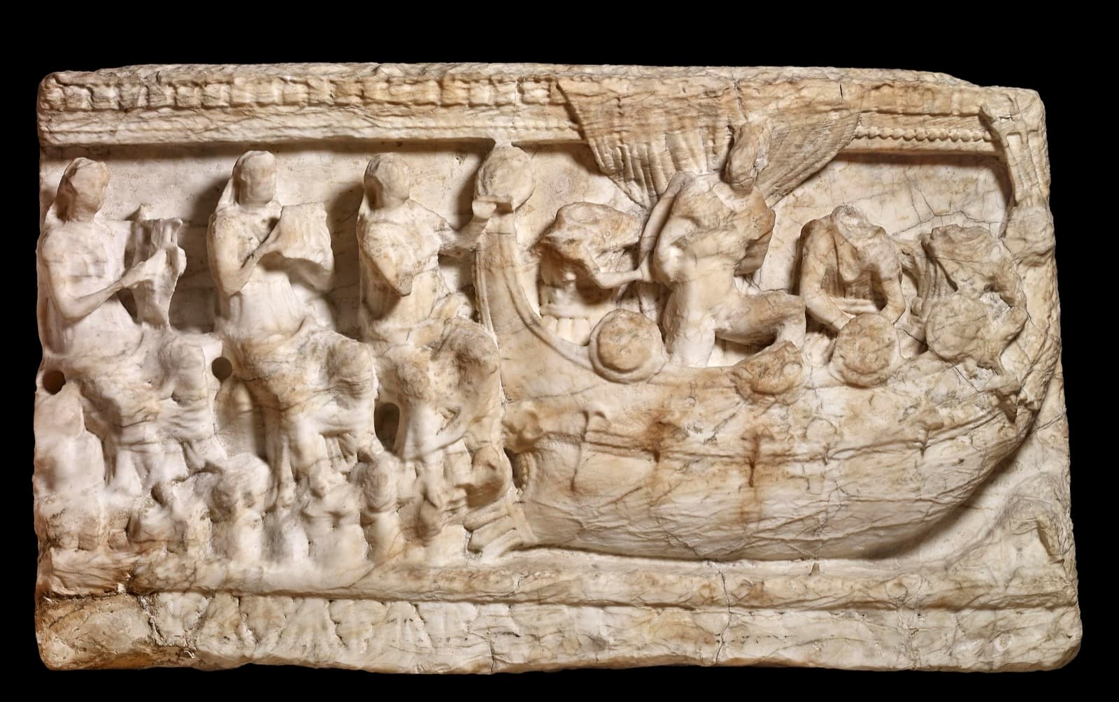 Ulysses ve Sirenler — direğe bağlı Odysseus ve kürek çeken adamları, Etrüsk taş lahdi kabartması
